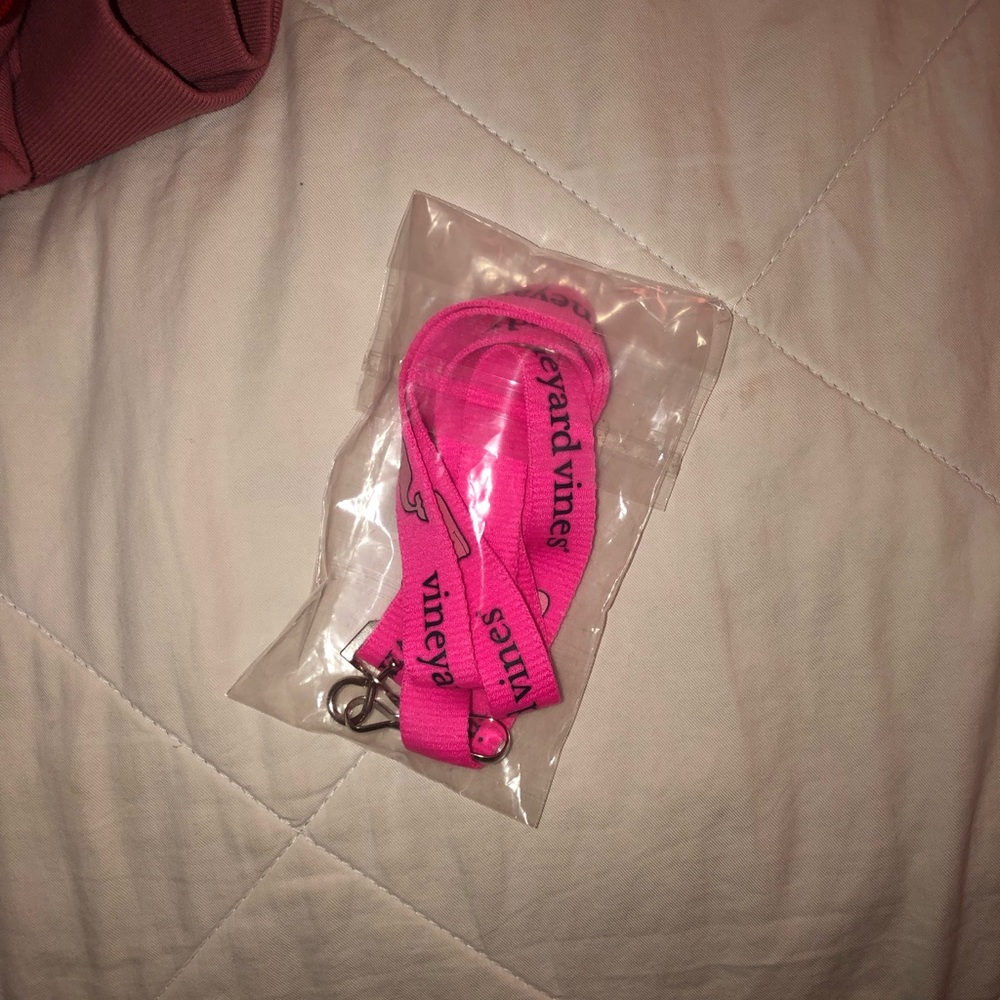 Vineyard vines lanyard